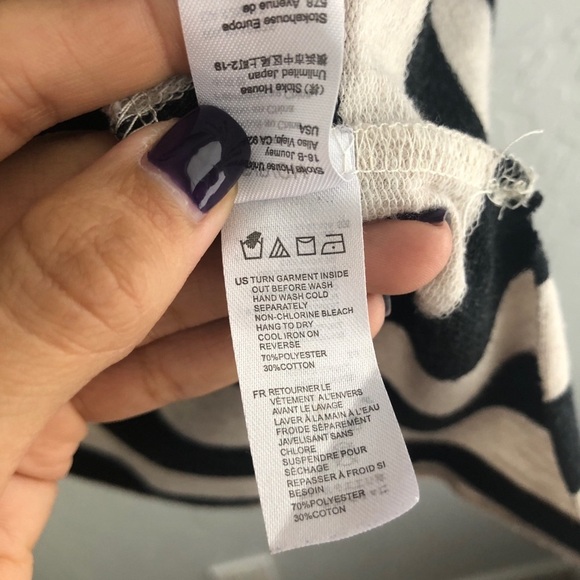 Amuse‎ Society Black V-Neck Striped Long Sleeve Top - Picture 9 of 10